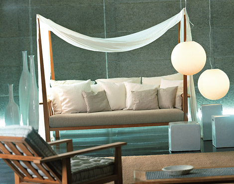 GERVASONI SPA - Mobili InOut InOut 07 :  daybed canopy daybed gervasoni1882 gervasoni spa